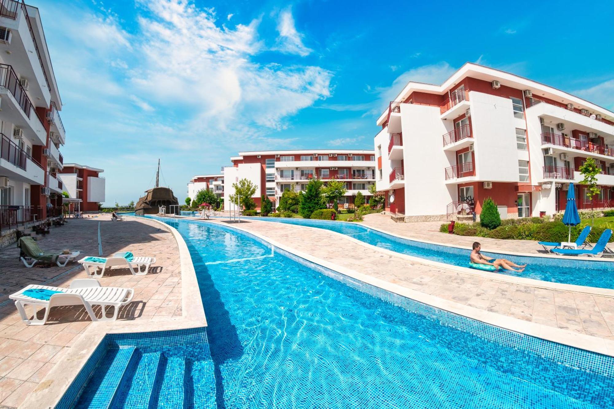 Privilege Fort Beach Apartments Sveti Vlas Exterior photo