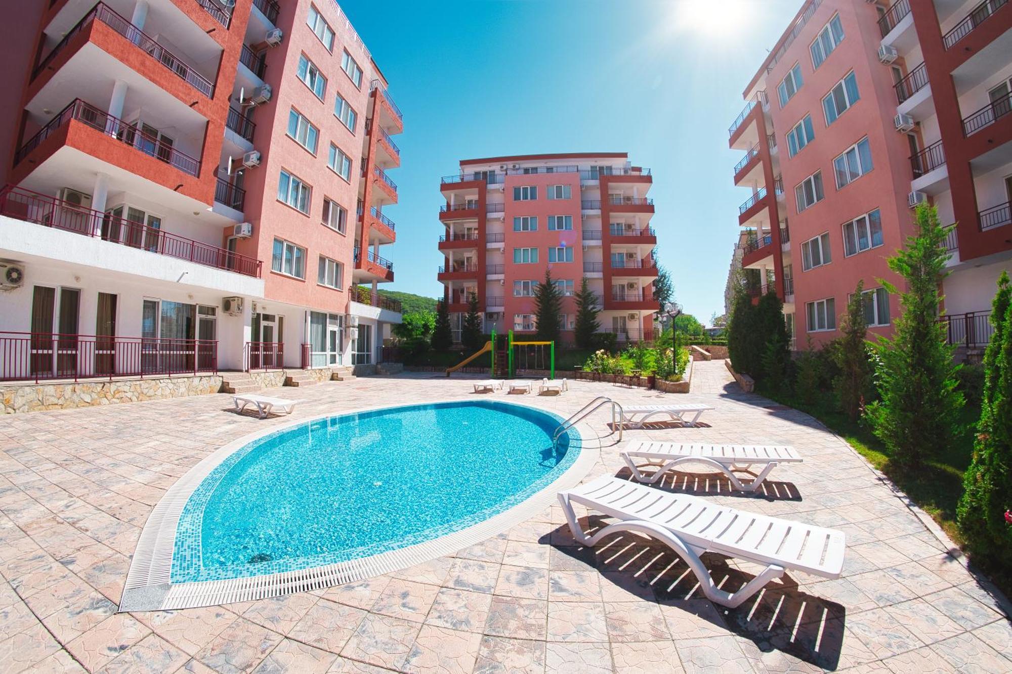 Privilege Fort Beach Apartments Sveti Vlas Exterior photo