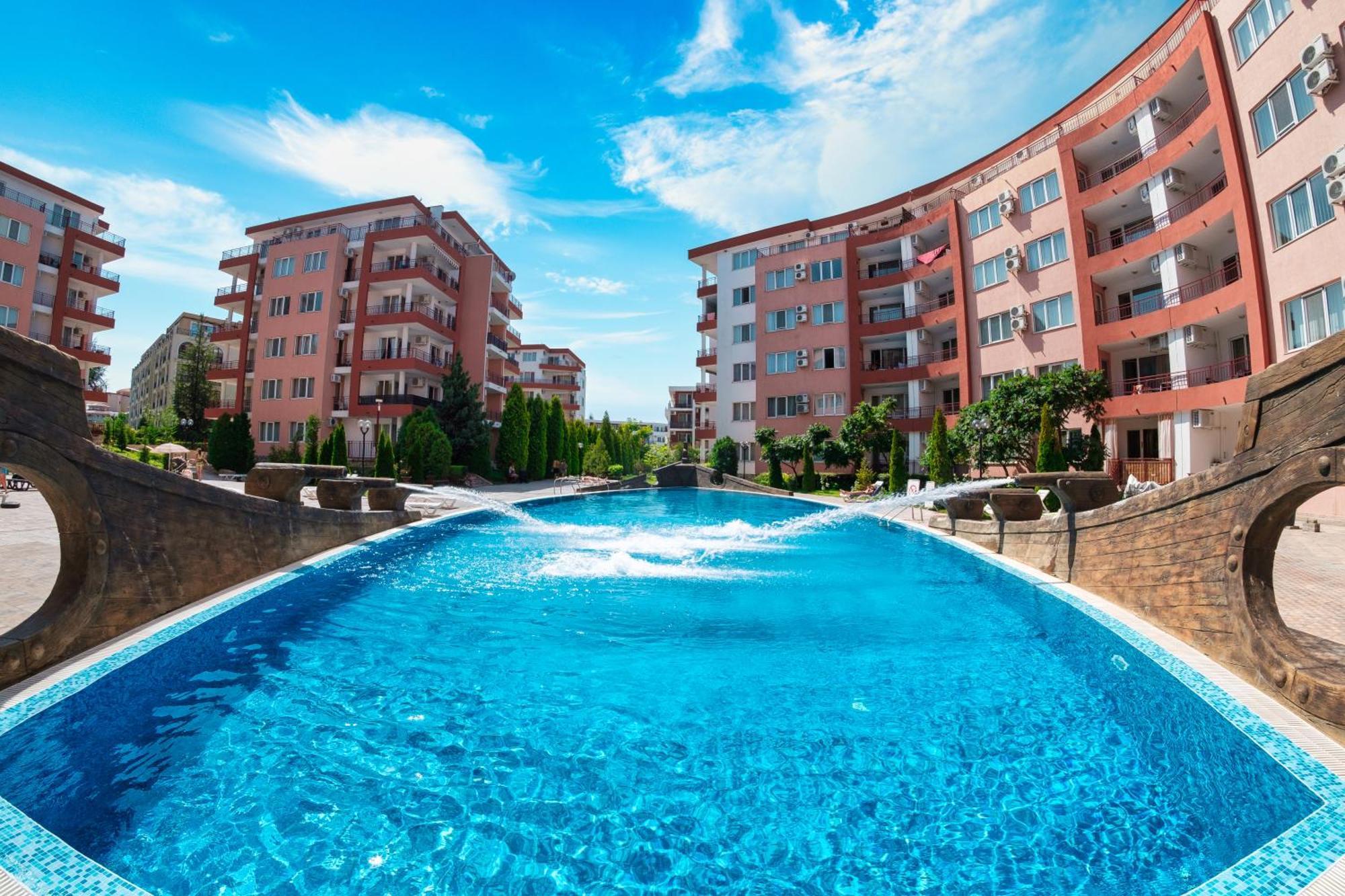 Privilege Fort Beach Apartments Sveti Vlas Exterior photo