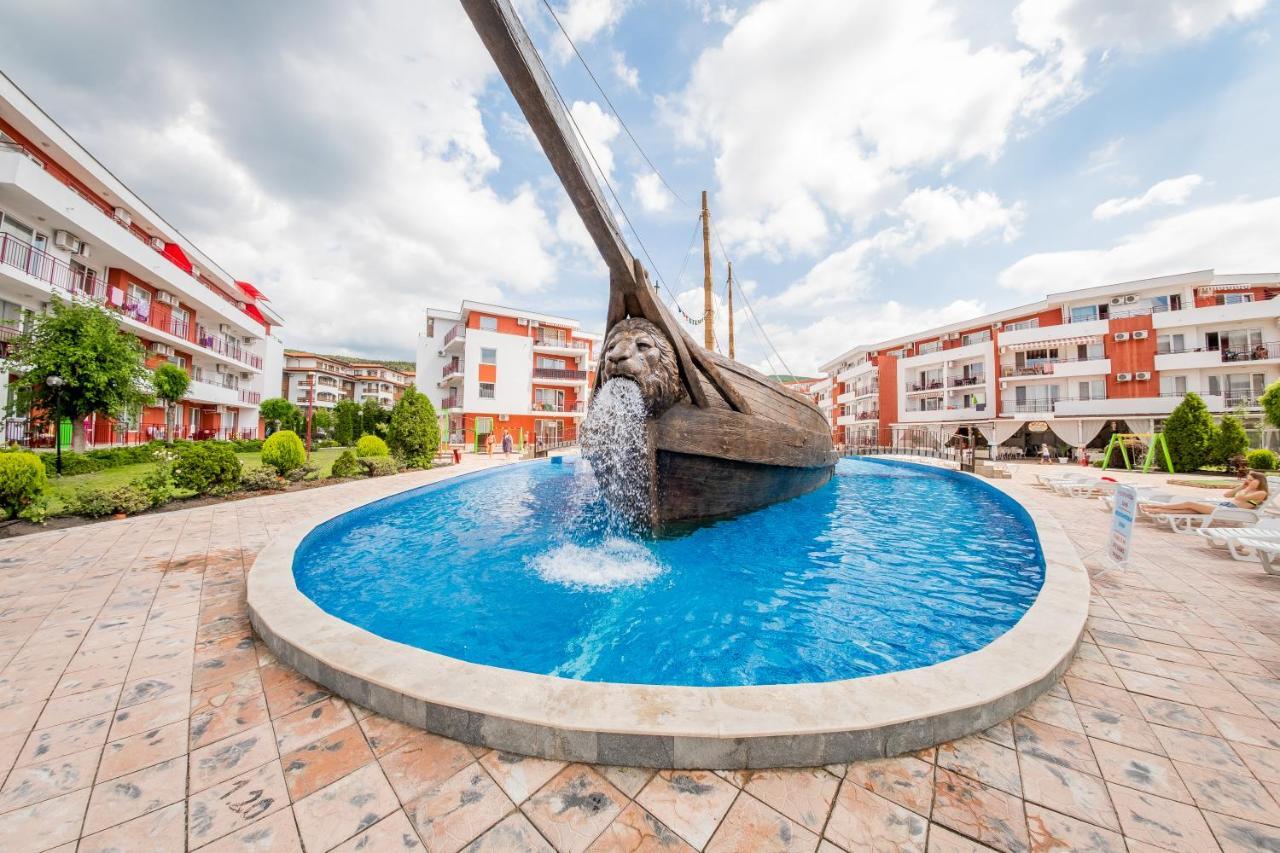 Privilege Fort Beach Apartments Sveti Vlas Exterior photo